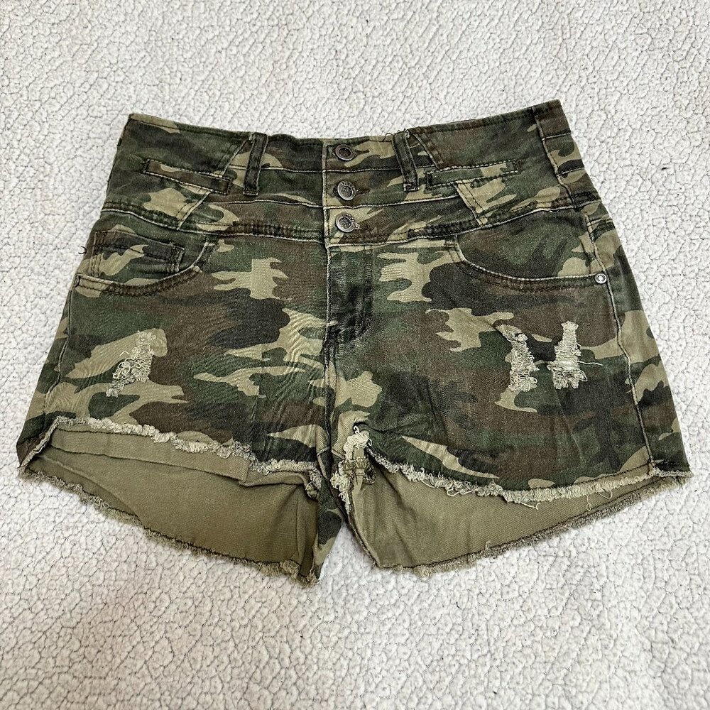 Hot Kiss Women's Green Camo Shorts Size S